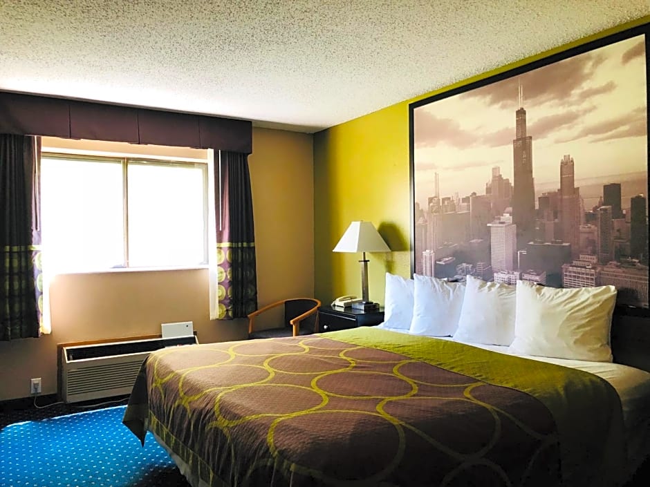 Super 8 by Wyndham Rockford