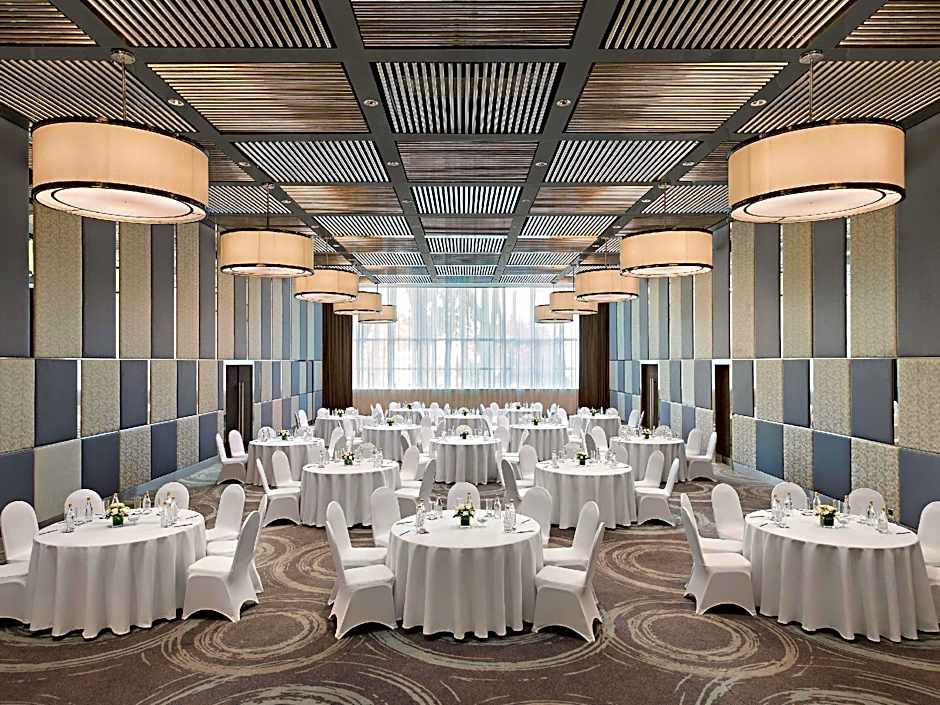 Novotel Saigon Centre Hotel