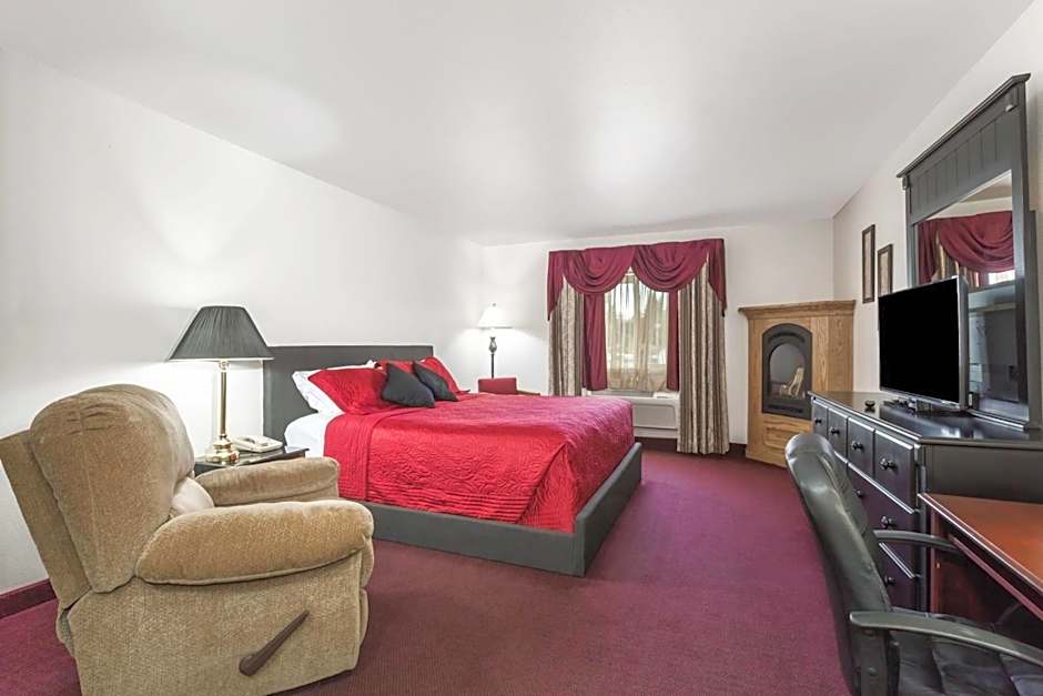 Super 8 by Wyndham Rexburg