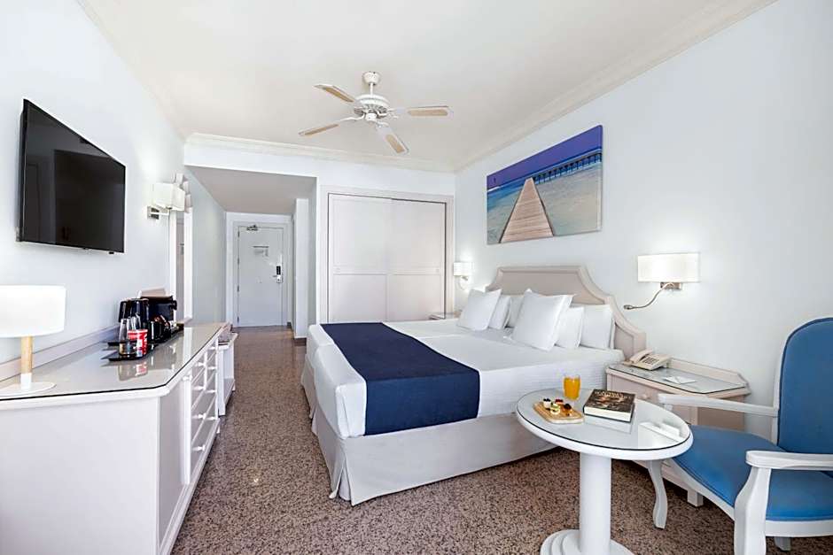 Mac Puerto Marina Benalmadena Hotel