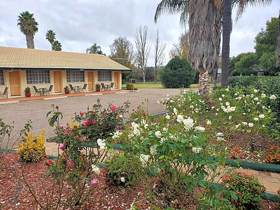 McNevins Tamworth Motel