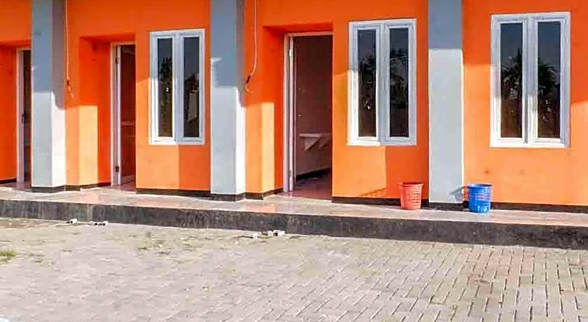 Artayya Puri 2 near Alun Alun Caruban Mitra RedDoorz