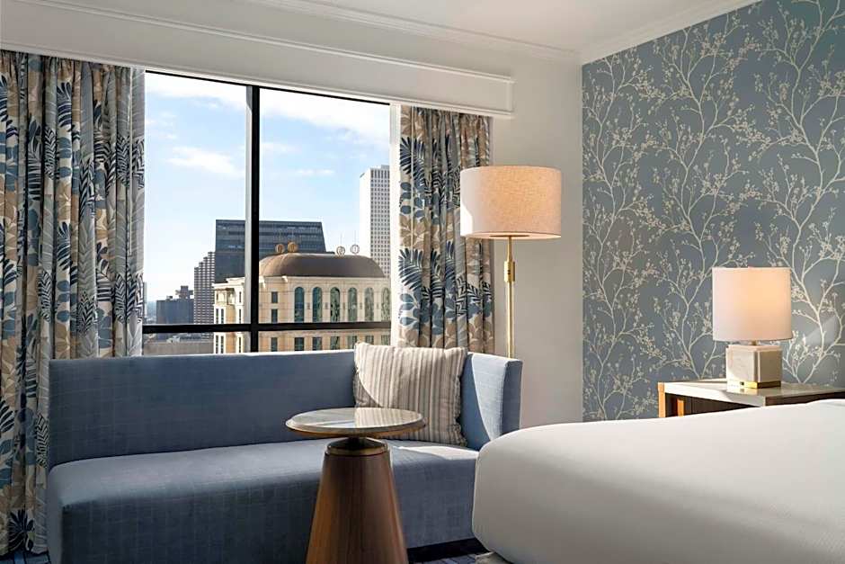Hilton New Orleans Riverside