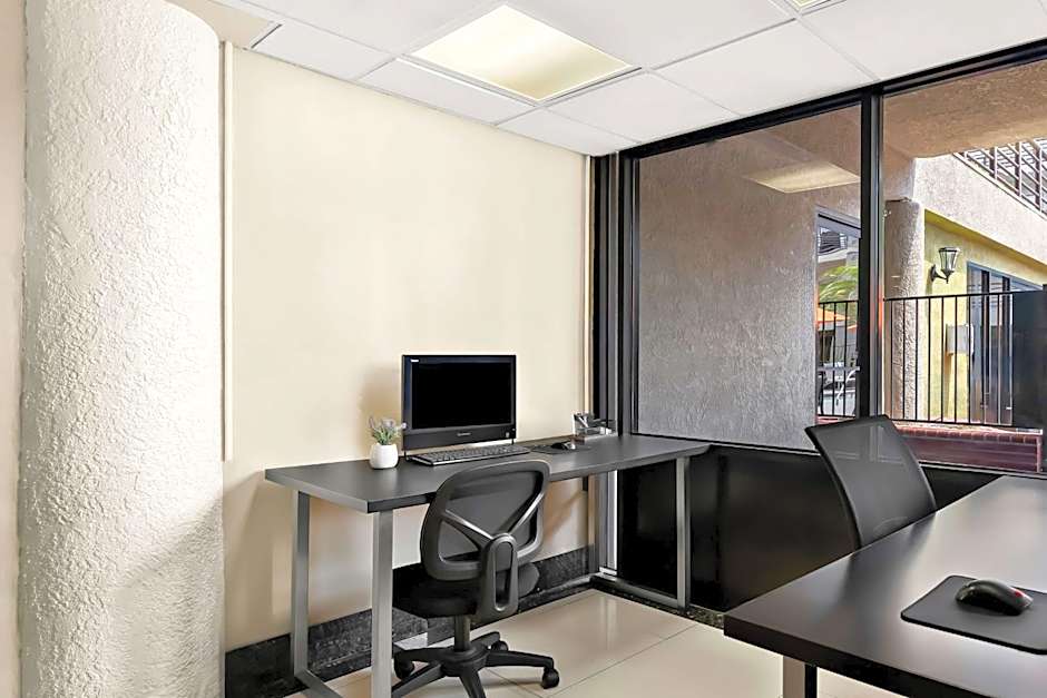 Best Western Plus Irvine Spectrum Hotel