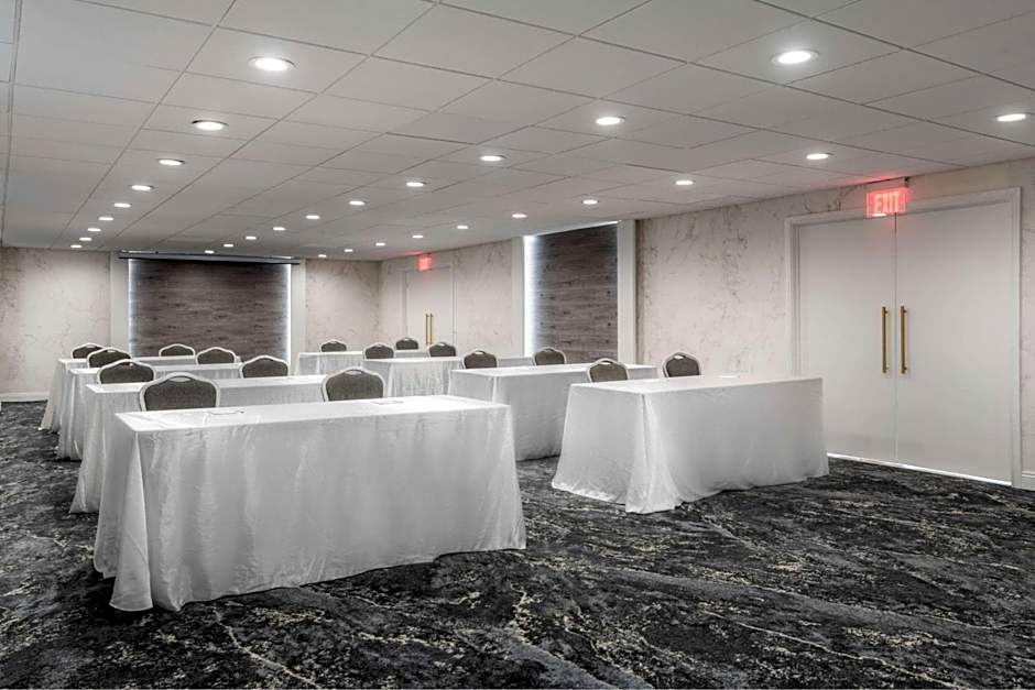 The Volare, Ascend Hotel Collection