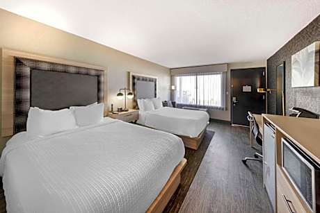 Queen Room with Two Queen Beds - Non-Smoking