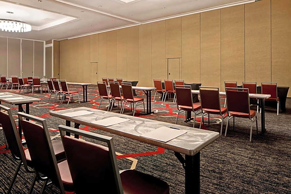 Four Points by Sheraton Peoria