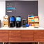 Holiday Inn Express and Suites Lake Havasu London Bridge By IHG