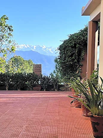 Xomotel Ranikhet Heights