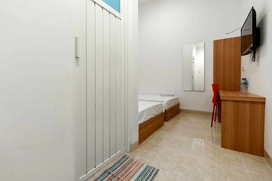 RedDoorz @ Graha Cemerlang Maros