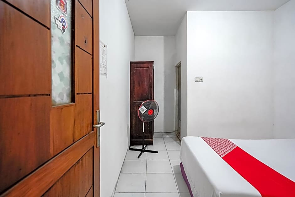 OYO Life 93009 Griya Nautika Sedati