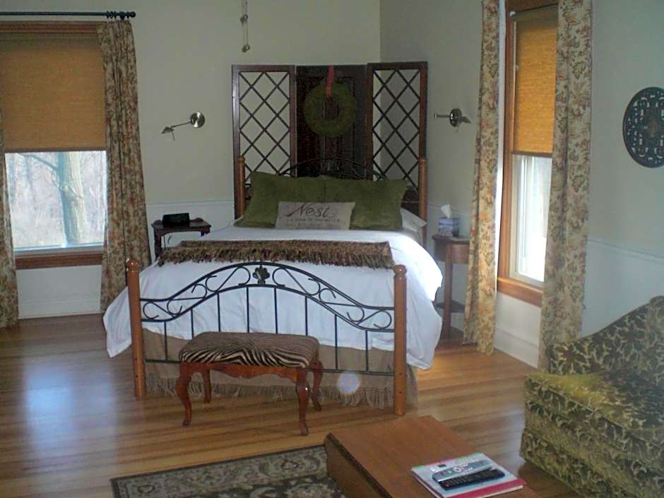 The Inn at Ragged Edge