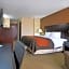 Comfort Inn Portland near I-84 and I-205