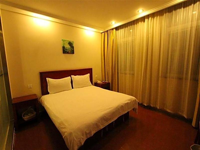 GreenTree Inn JiangSu XuZhou PiZhou Xinsu Center Fuzhou Road Express Hotel