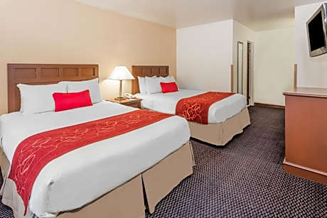 2 Double Beds, Mobility Accessible One-Bedroom, Suite, Non-Smoking