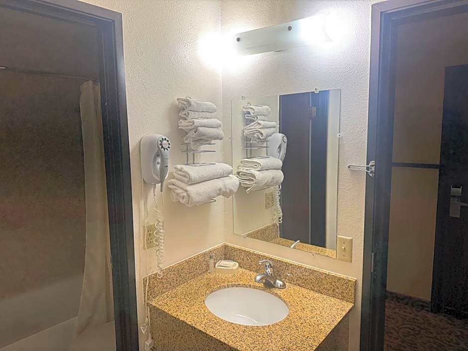 Lone Tree Inn Sidney By Hotel O