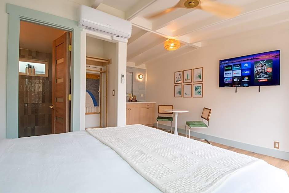 The Boardwalk Hotel