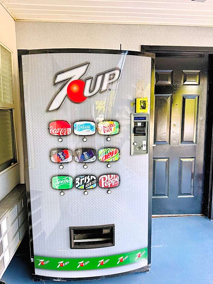 Woodbridge Inn By OYO Rome