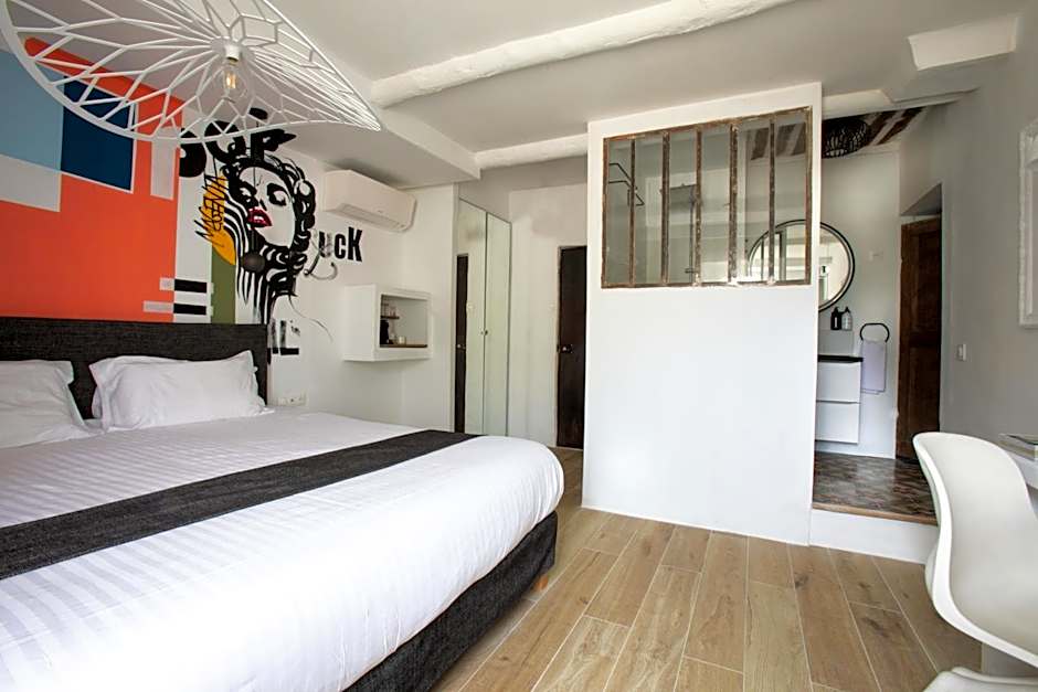 Zdjęcie 1 z 6 — 1 King Bed