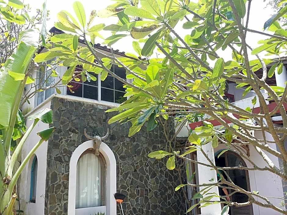 Villa Isabella Putri B&B