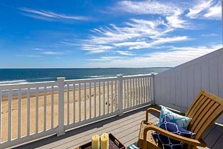Apartment with View and Balcony
