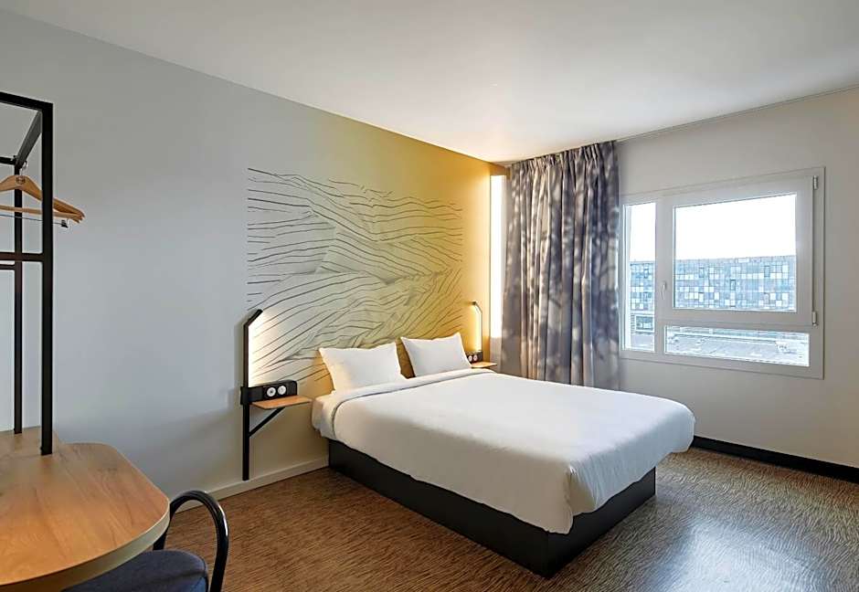 B&B HOTEL Paris Ivry Quai de Seine