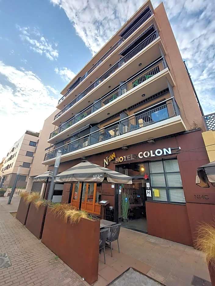 New Hotel Colon