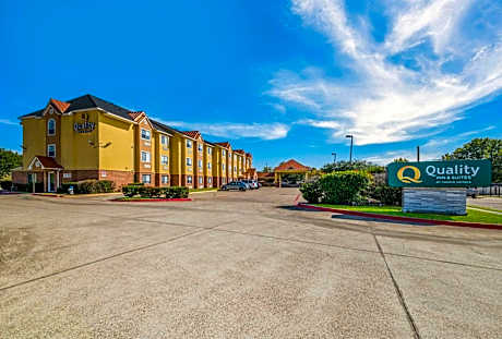 Quality Inn & Suites North Mesquite I-30