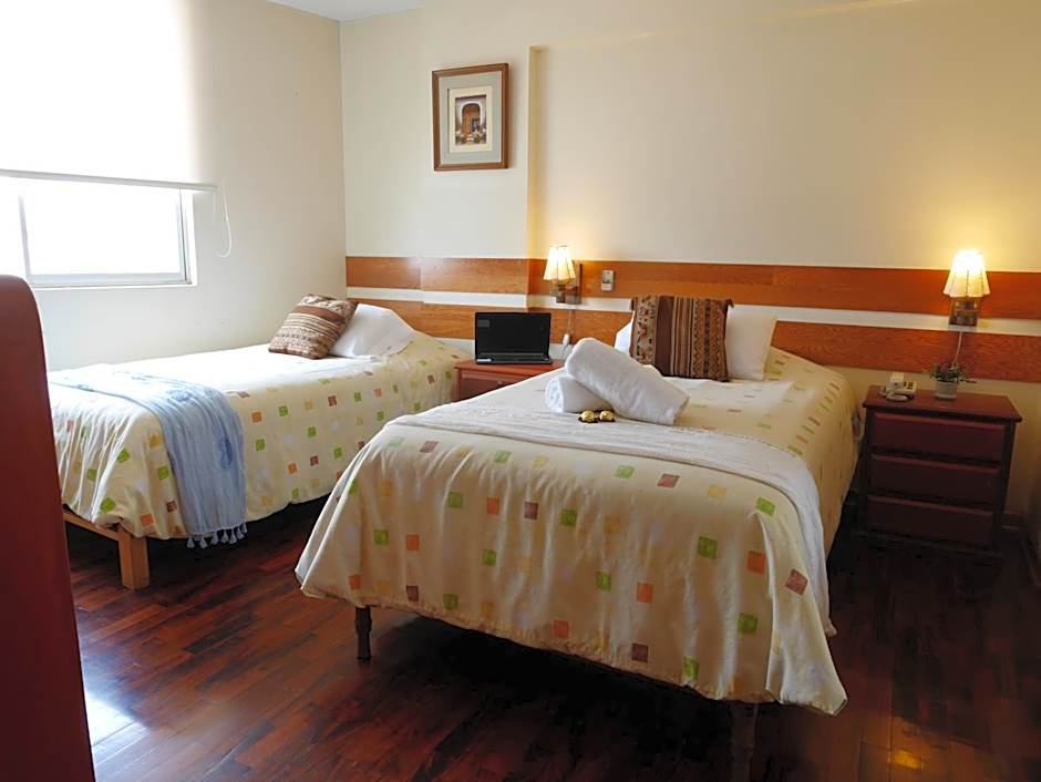 Suite Service Apart Hotel