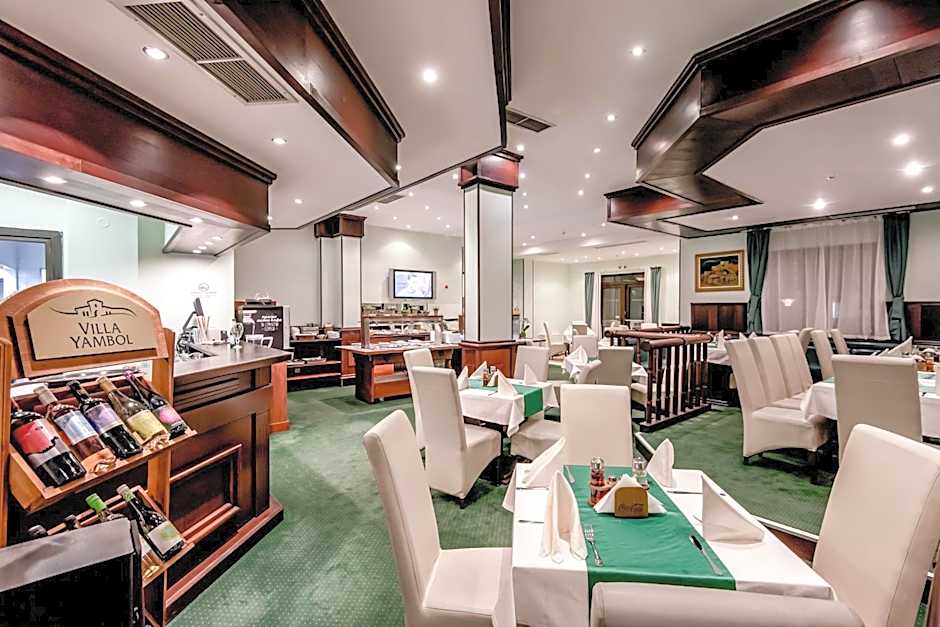 Hotel Bellevue - Half Board