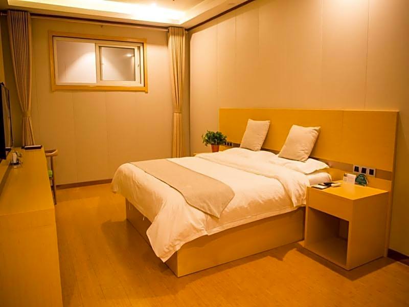 GreenTree Inn Qinhuangdao Lulong County North Gate Road