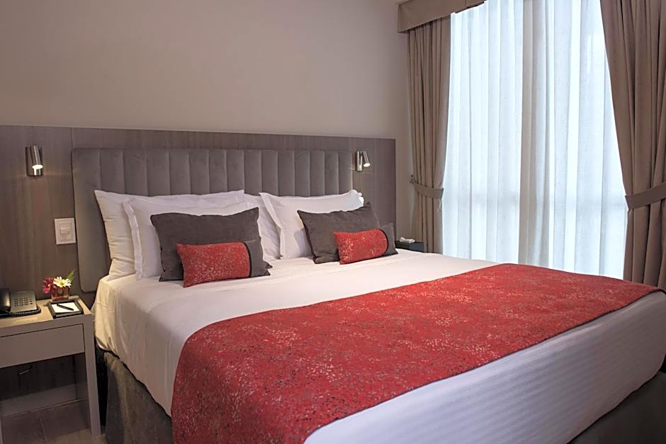 ARC Arenales Studios & Suites