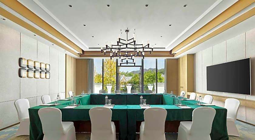 DoubleTree by Hilton Taizhou Shenxianju