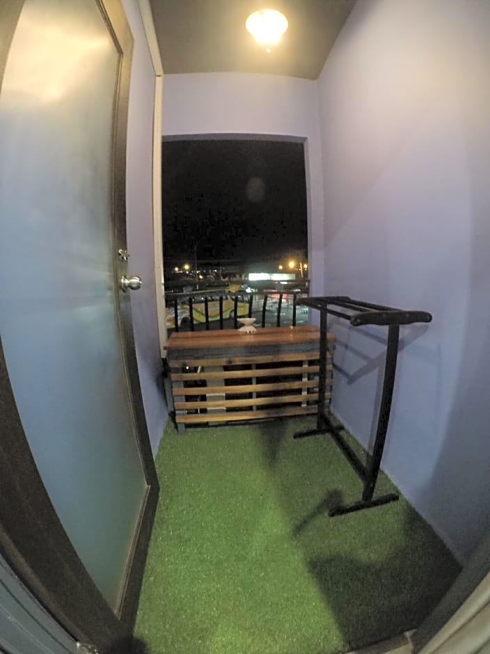 ang lee holiday stay