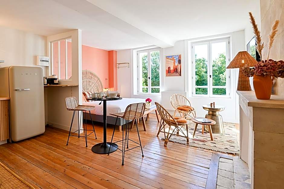 Villa Robs - Appartements tout confort, TV connectée, Haut débit, Localisation idéale - Courts séjours & Affaires