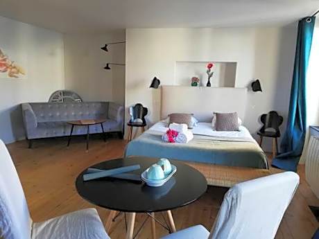 One-Bedroom Suite