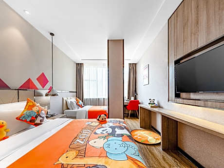 Dossen - Deluxe Family Room