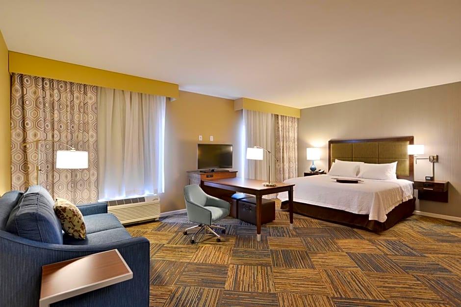 Hampton Inn & Suites Chippewa Falls