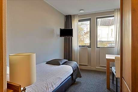 Single Room with Private Bathroom