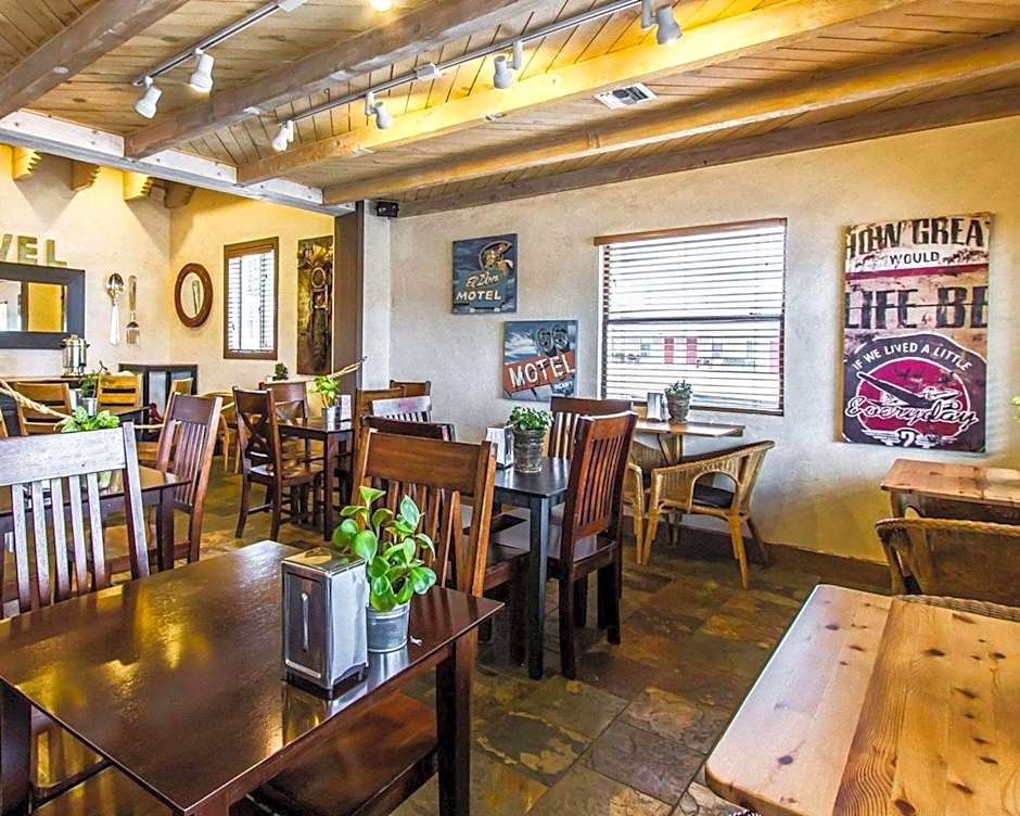 Rodeway Inn & Suites Williams Downtowner-Rte 66