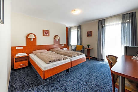 Doppel-/Zweibettzimmer