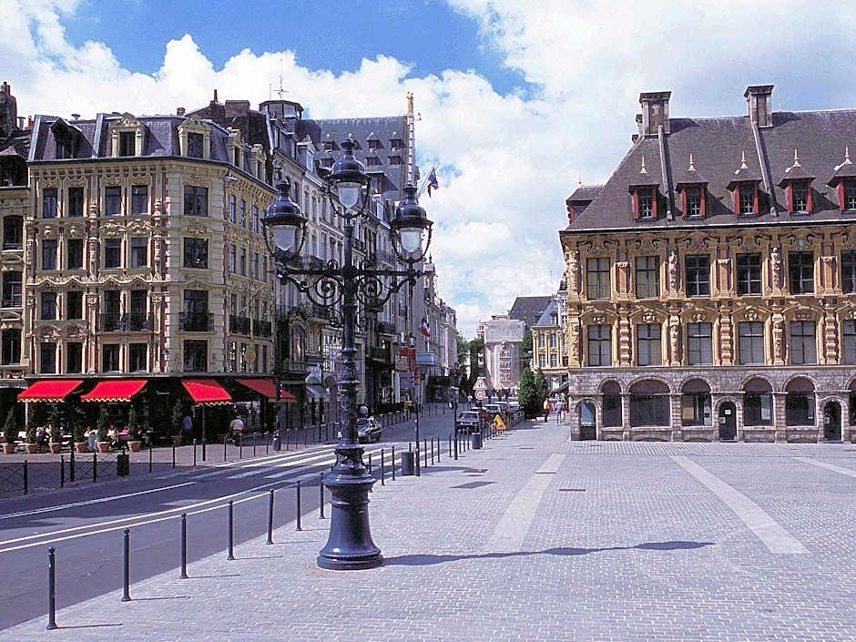 B&B HOTEL Lille Roubaix Centre Grand-Place