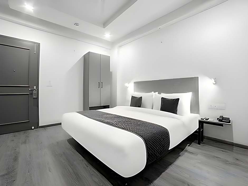 OYO Townhouse 203, Sector 57 – Gurgaon, NY