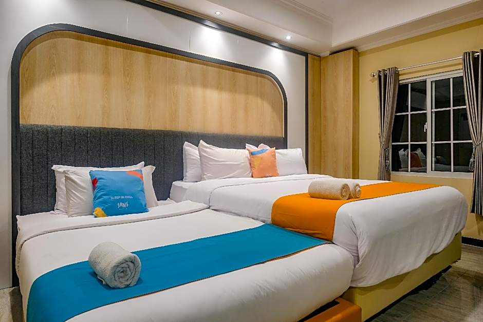 Sans Hotel City Park Medoho Semarang