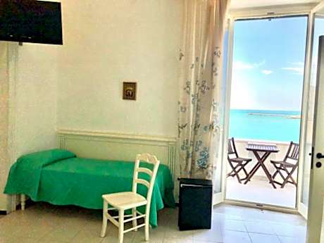 Superior Triple Room with Sea View