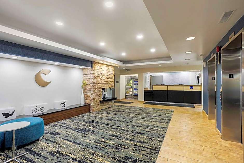 Comfort Inn & Suites Mt Laurel - Philadelphia