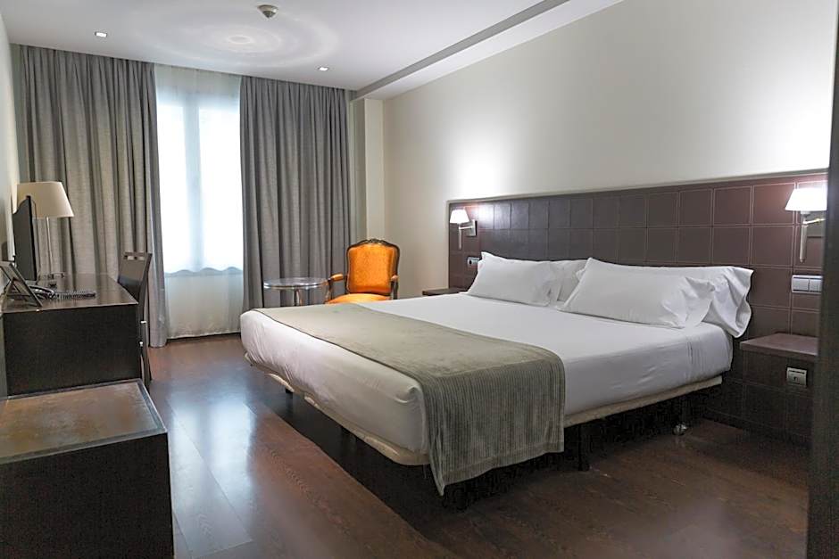 Iberik Santo Domingo Plaza Hotel