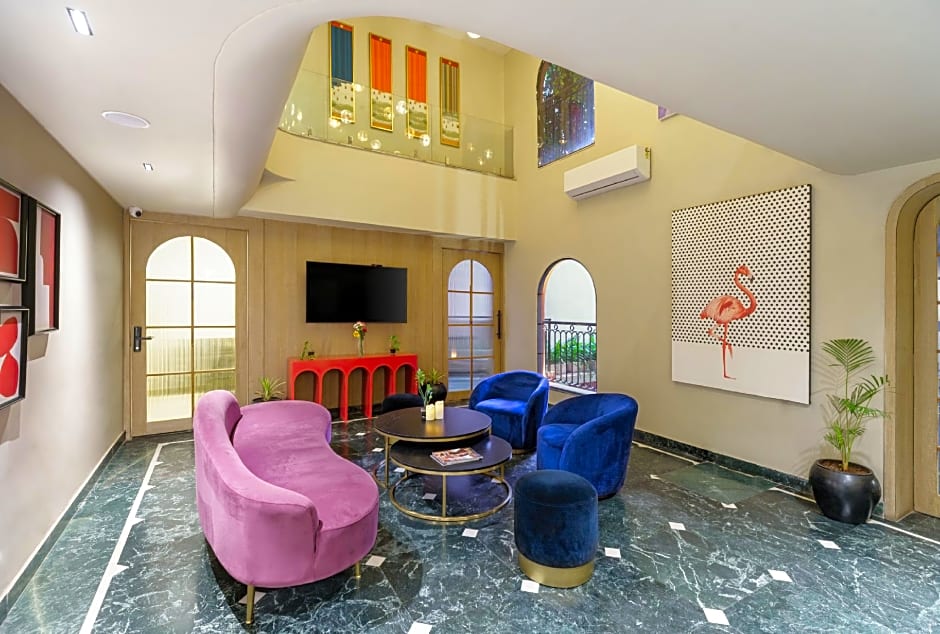 The Red Pier - My Downtown Hotels