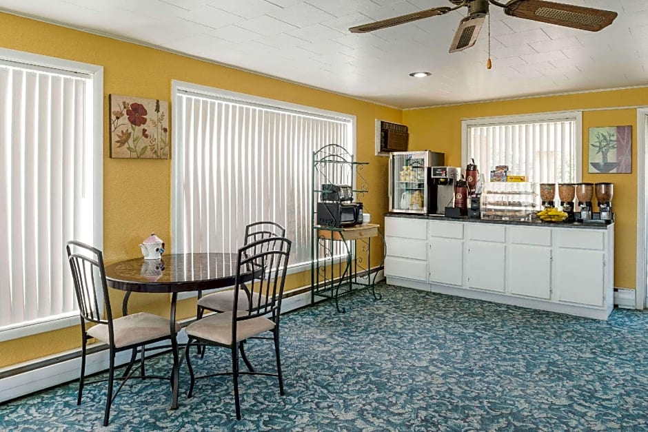 Knights Inn Kirksville MO