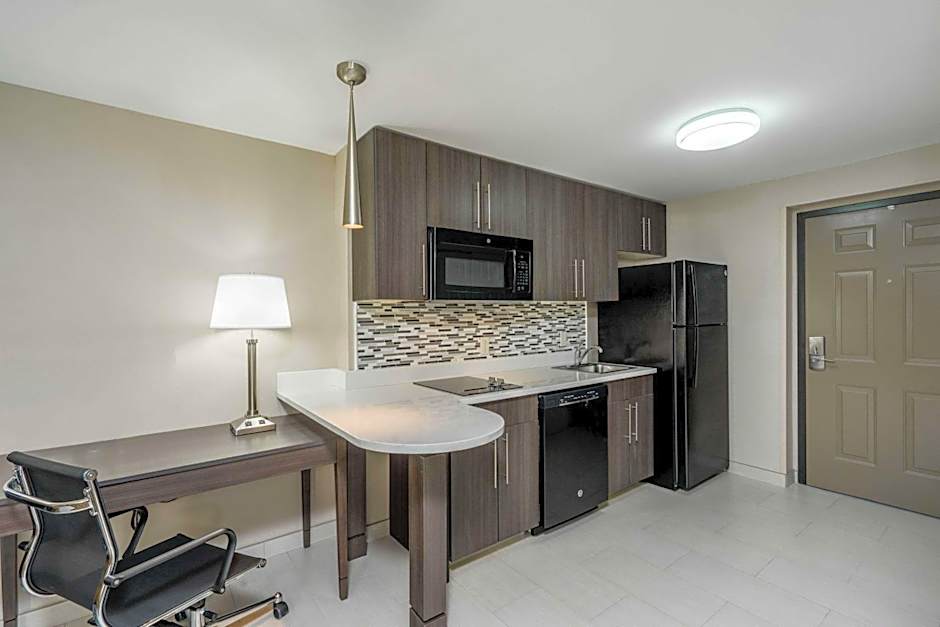 Baymont by Wyndham Clarksville